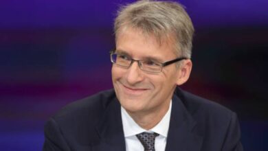 Elmar Theveßen